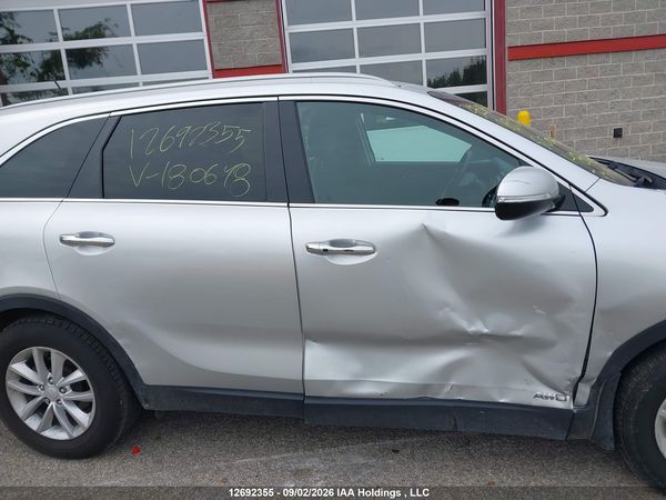2016 KIA SORENTO 3.3L LX + — I14