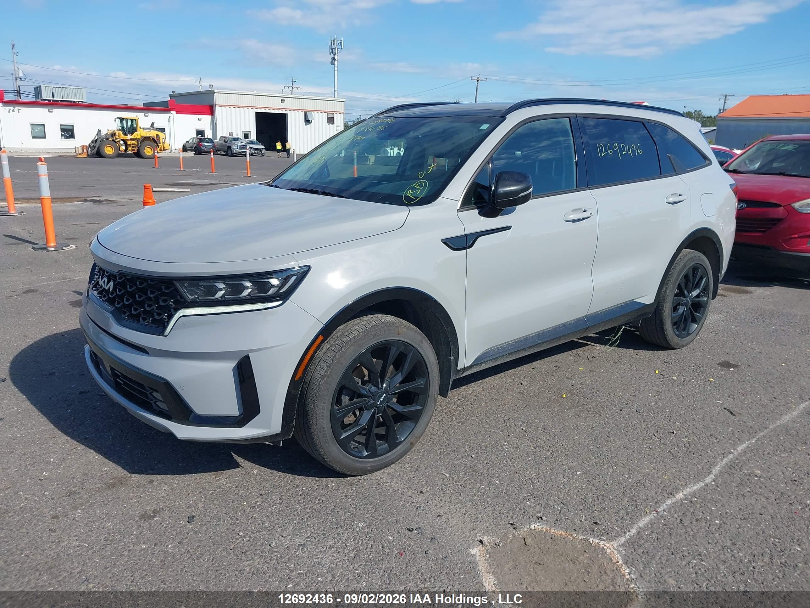 2023 KIA SORENTO EX — I2