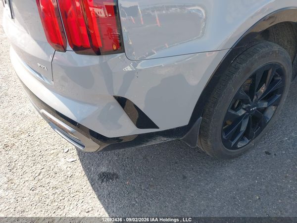 2023 KIA SORENTO EX — I6