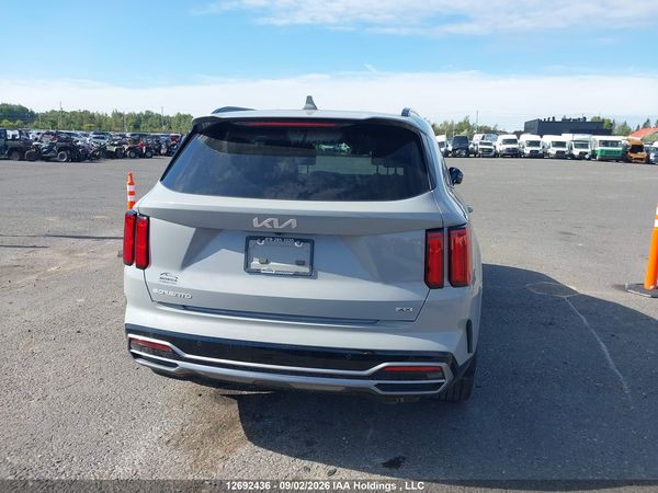 2023 KIA SORENTO EX — I16