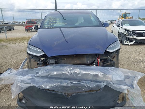 2017 TESLA MODEL X — I13