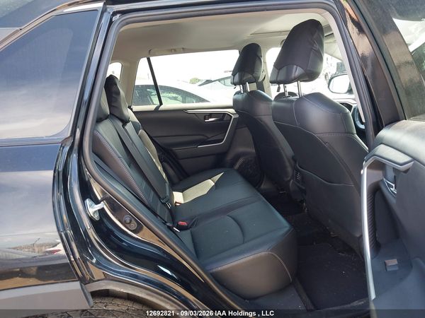2019 TOYOTA RAV4 XLE/XLE PREMIUM — I8