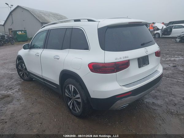 2025 MERCEDES-BENZ GLB 250 4MATIC — I3