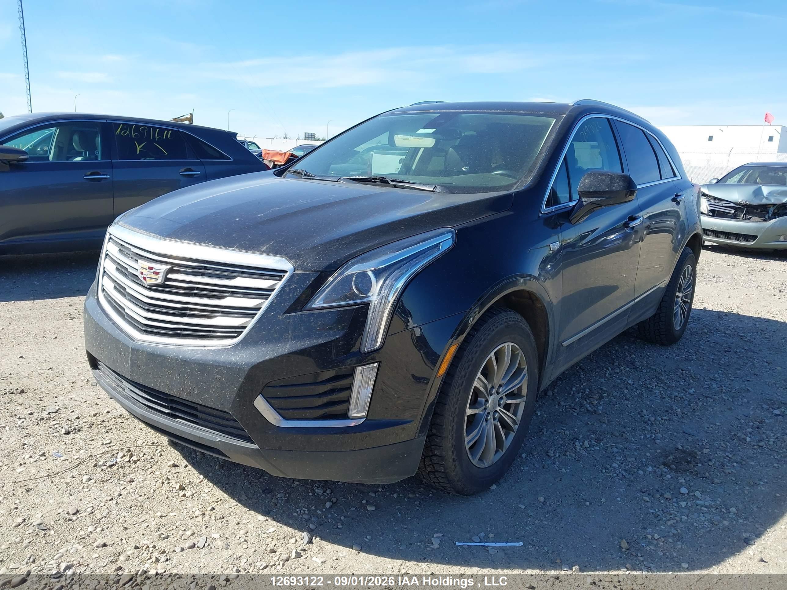 2017 CADILLAC XT5 LUXURY — I2