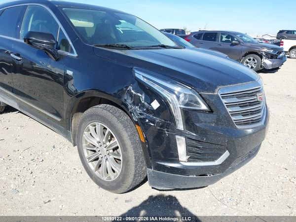 2017 CADILLAC XT5 LUXURY — I6