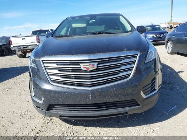 2017 CADILLAC XT5 LUXURY — I12