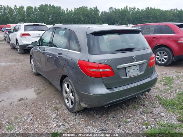 2013 MERCEDES-BENZ B 250 SPORTS TOURER — I3