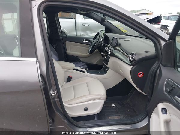 2013 MERCEDES-BENZ B 250 SPORTS TOURER — I5