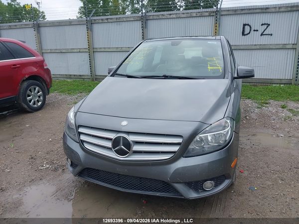2013 MERCEDES-BENZ B 250 SPORTS TOURER — I12