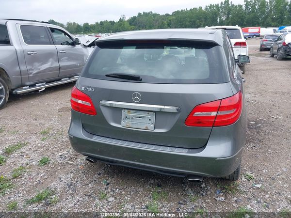 2013 MERCEDES-BENZ B 250 SPORTS TOURER — I16