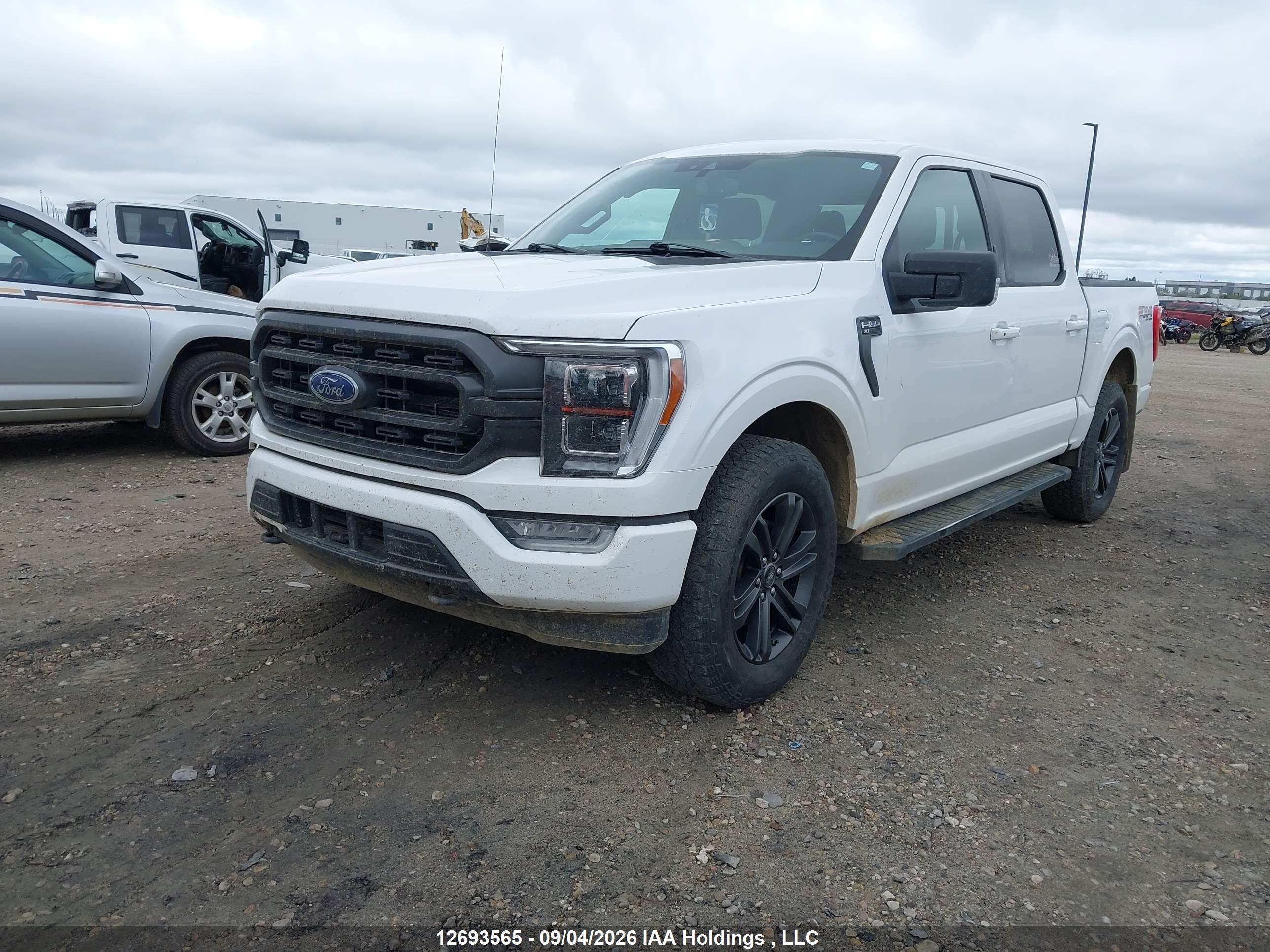 2021 FORD F-150 XLT — I2