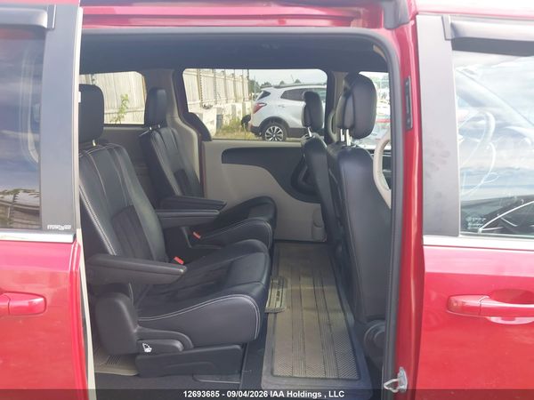 2014 DODGE GRAND CARAVAN SE — I8