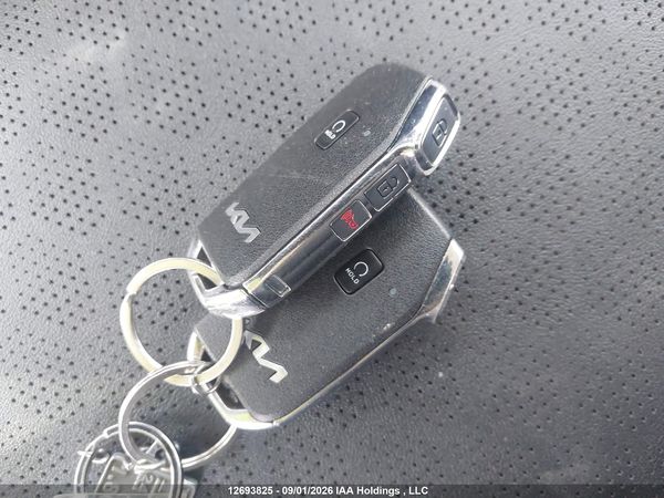 2022 KIA SELTOS SX — I10