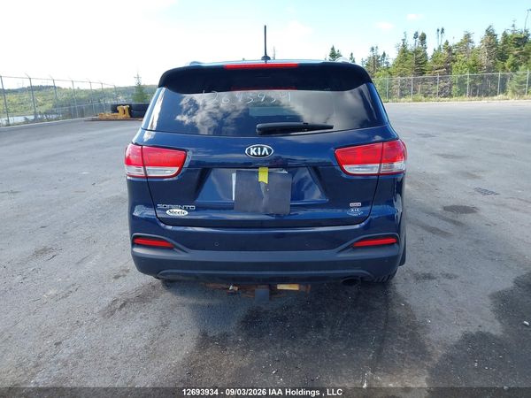 2016 KIA SORENTO 2.4L LX