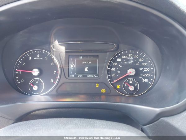 2016 KIA SORENTO 2.4L LX