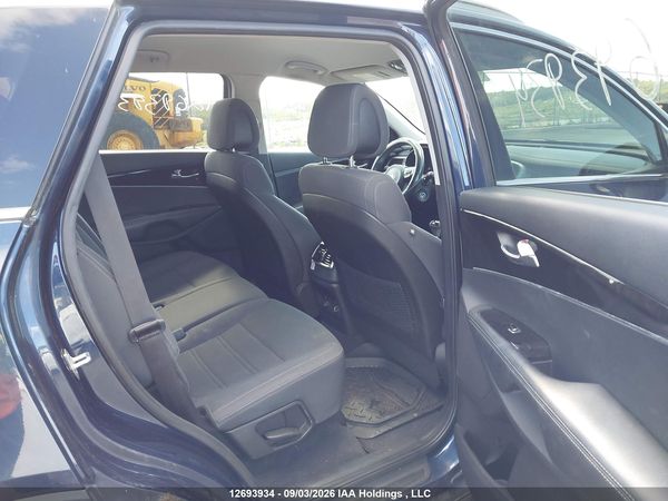 2016 KIA SORENTO 2.4L LX
