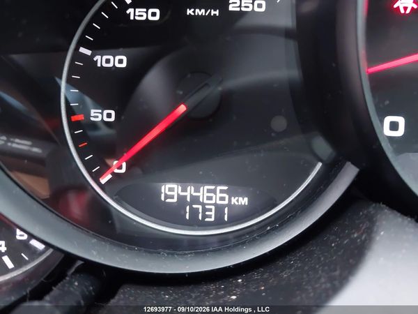 2014 PORSCHE CAYENNE PLATINUM EDITION