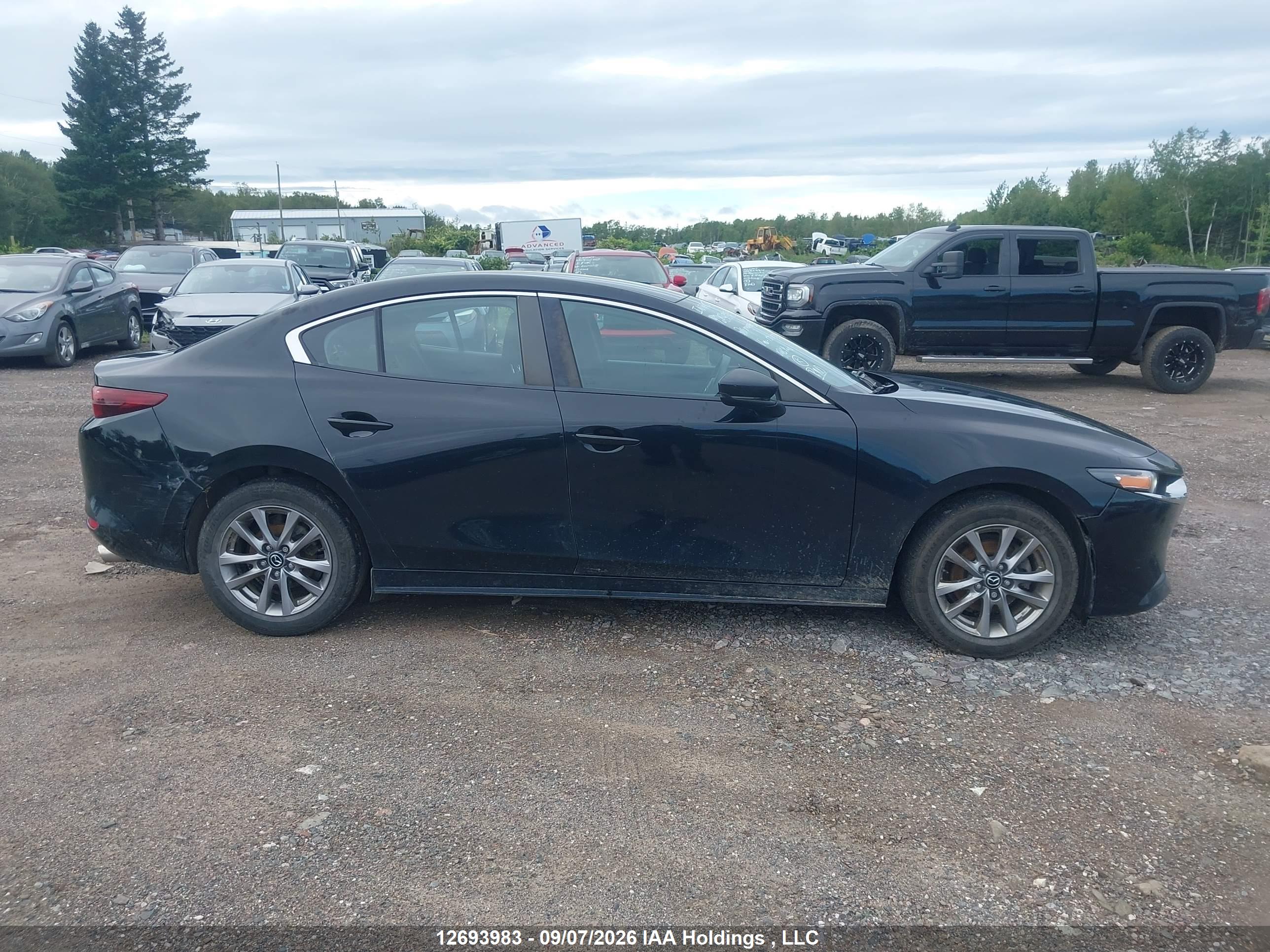 2020 MAZDA 3