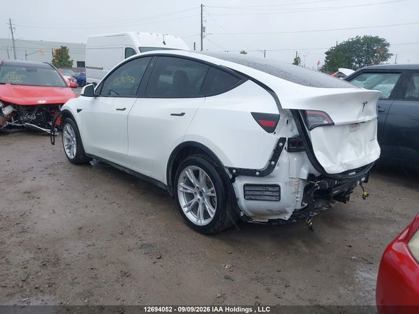 2021 TESLA MODEL Y LONG RANGE