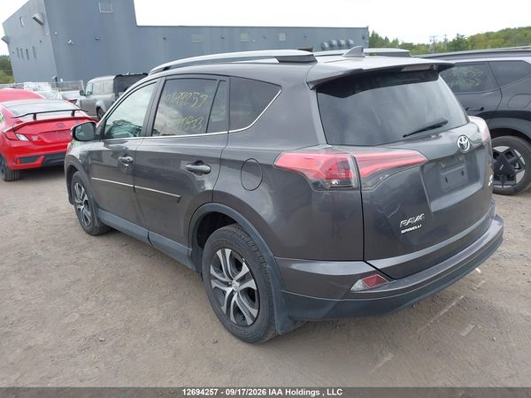 2017 TOYOTA RAV4 LE — I3