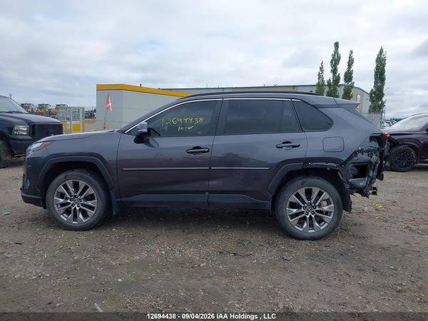 2024 TOYOTA RAV4 XLE — I15