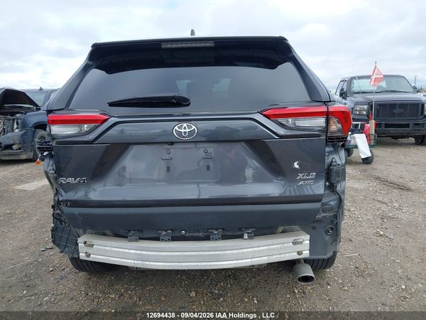 2024 TOYOTA RAV4 XLE — I17