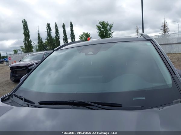 2024 TOYOTA RAV4 XLE — I18