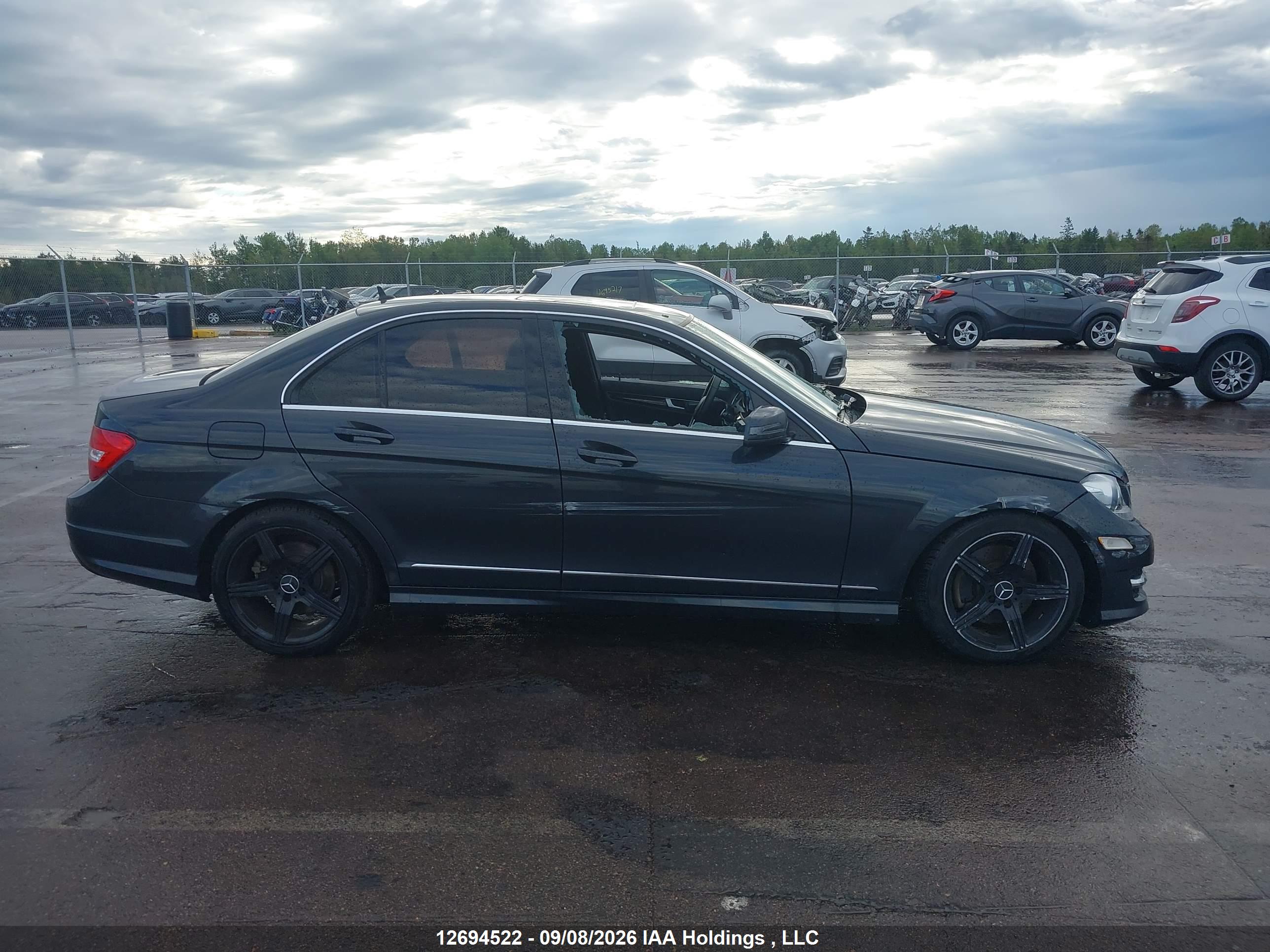 2013 MERCEDES-BENZ C 300 4MATIC