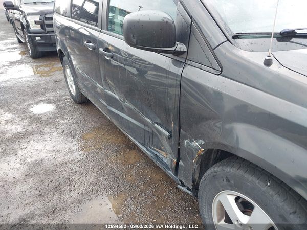2012 DODGE GRAND CARAVAN SE