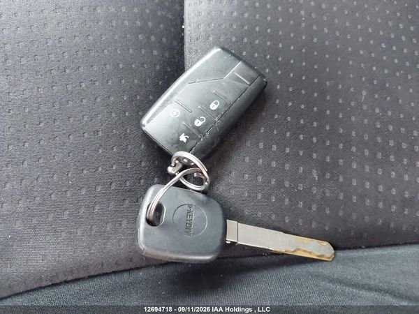 2014 HONDA CR-V LX — I11