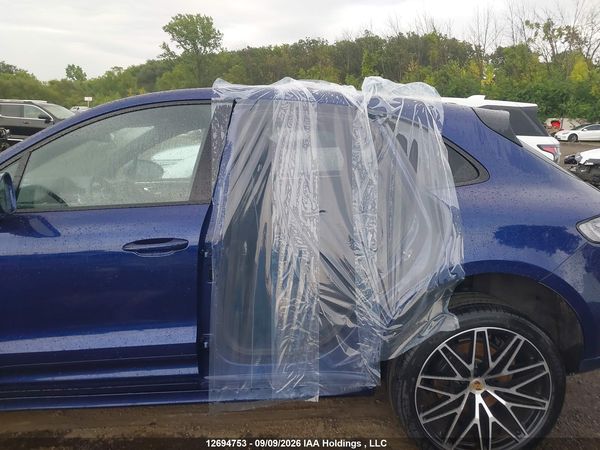 2026 PORSCHE MACAN T