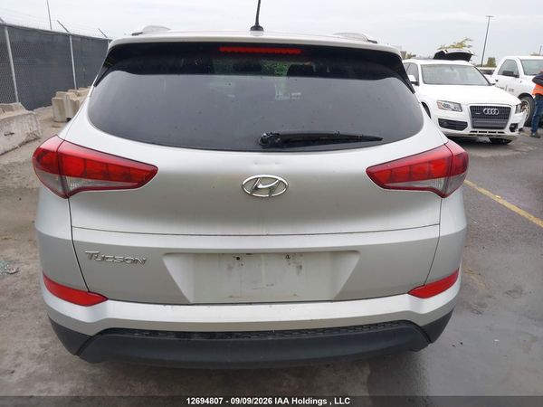 2017 HYUNDAI TUCSON PREMIUM — I17