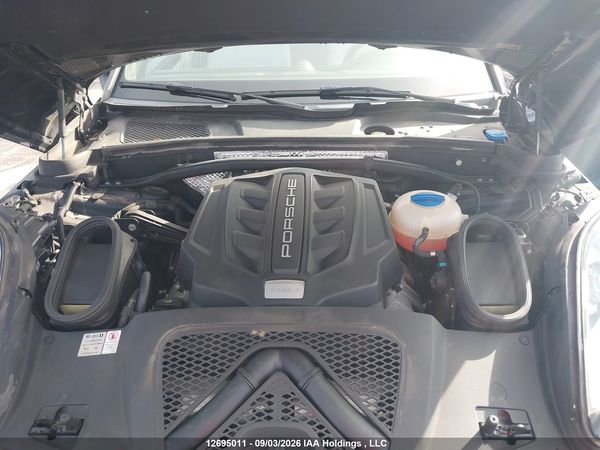 2018 PORSCHE MACAN S