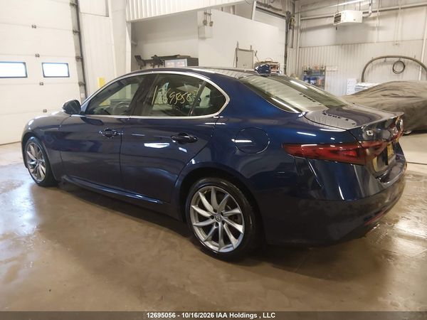 2017 ALFA ROMEO GIULIA Q4 — I3