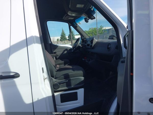 2025 MERCEDES-BENZ SPRINTER 2500 907 (VS30)