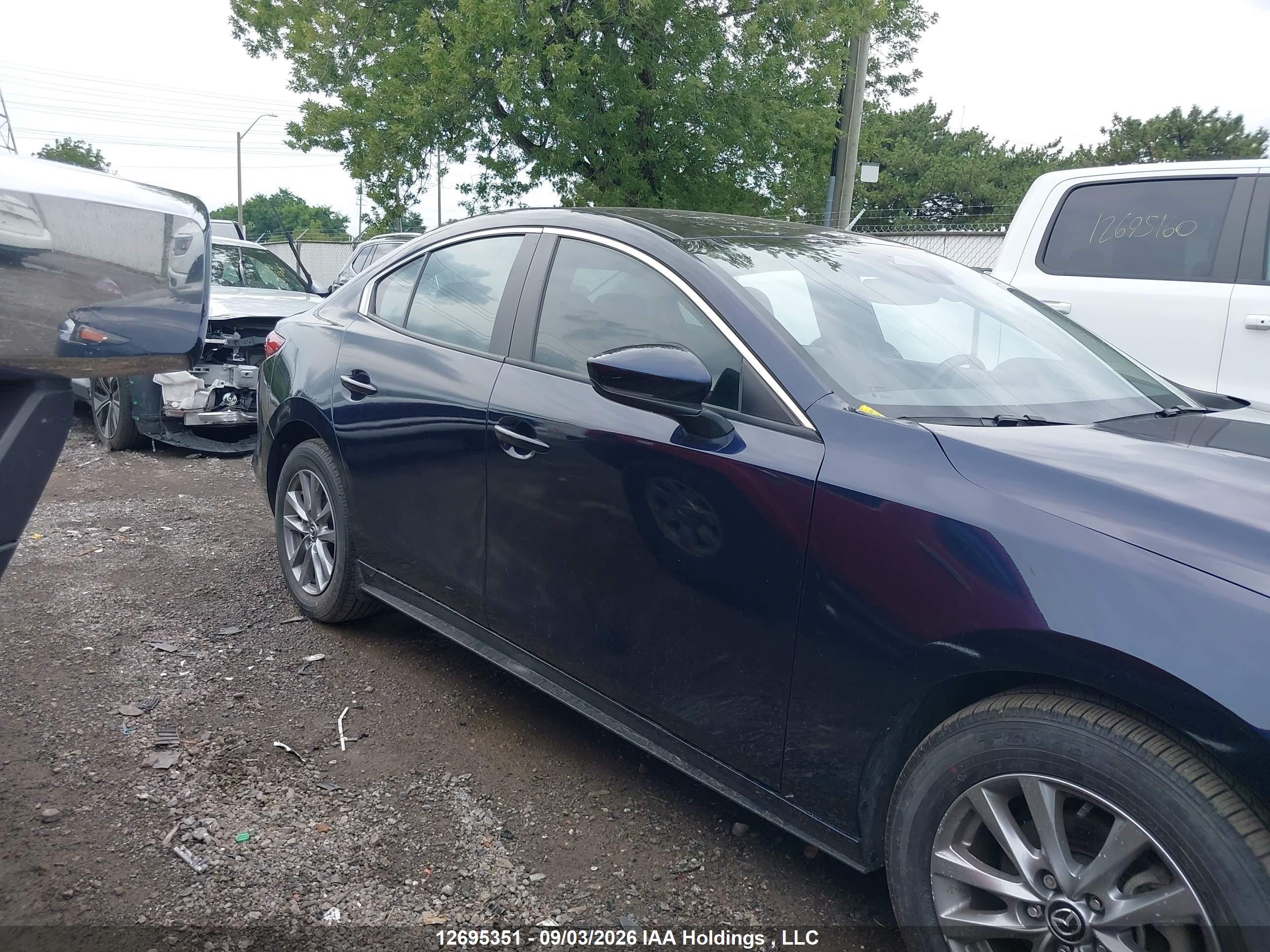 2025 MAZDA MAZDA3 GX