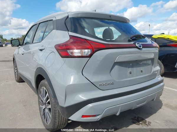 2021 NISSAN KICKS SV