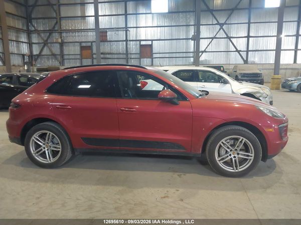 2016 PORSCHE MACAN S