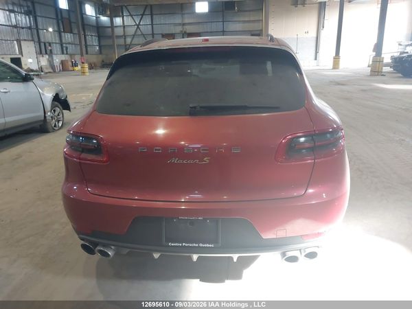 2016 PORSCHE MACAN S