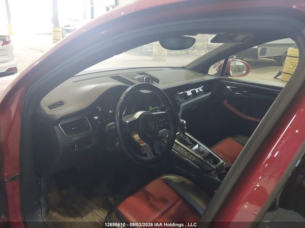 2016 PORSCHE MACAN S