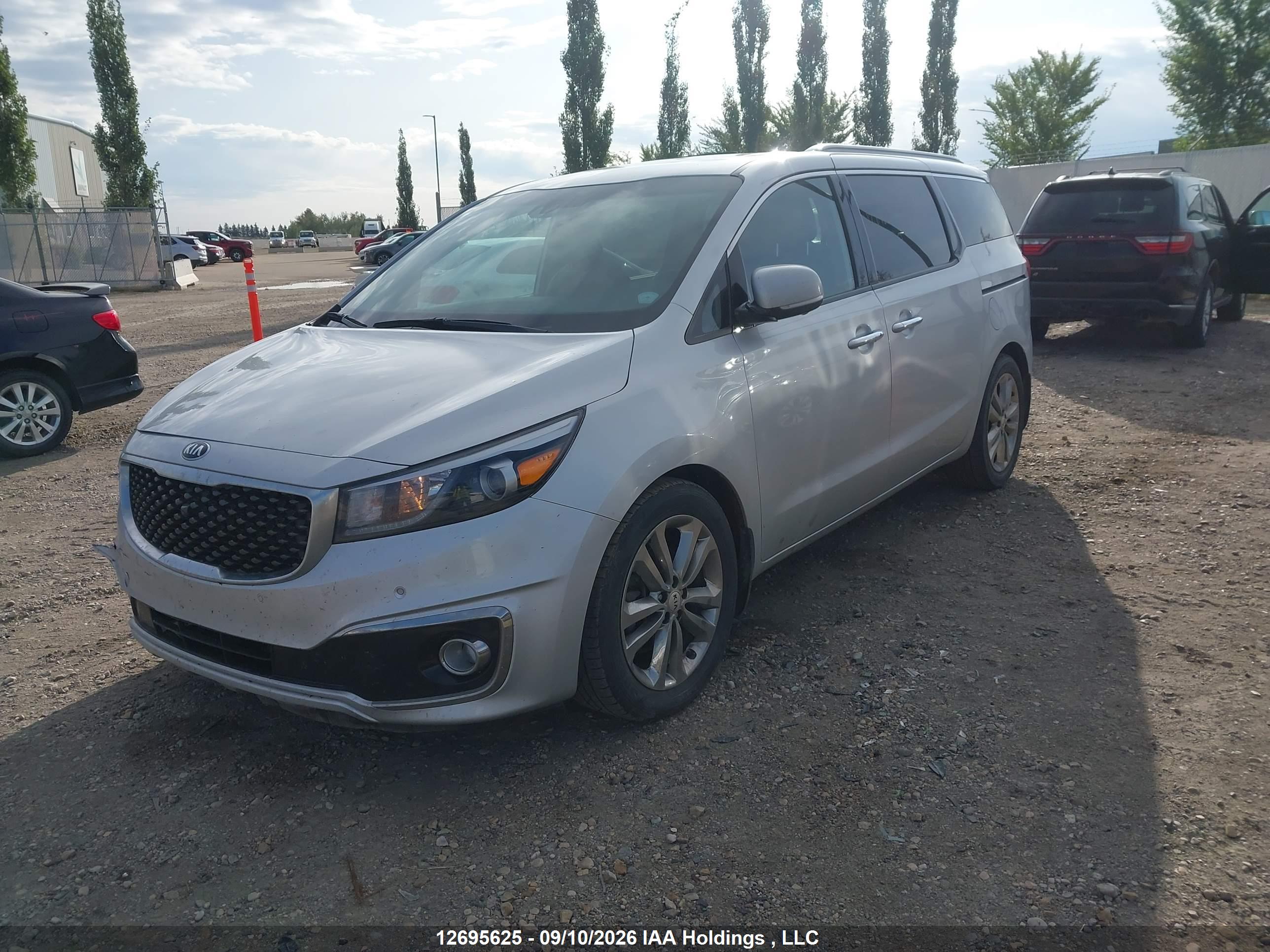 2016 KIA SEDONA SXL — I2