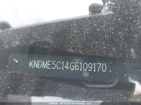 2016 KIA SEDONA SXL — I9