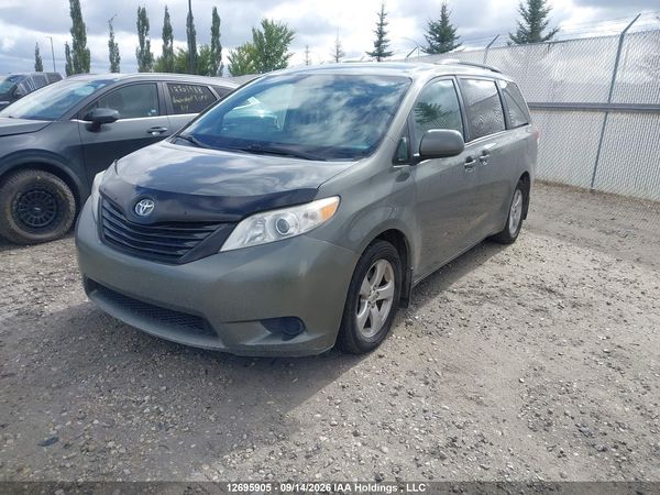 2012 TOYOTA SIENNA V6 7 PASSENGER