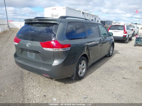 2012 TOYOTA SIENNA V6 7 PASSENGER