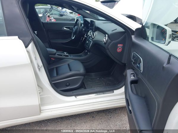 2015 MERCEDES-BENZ CLA 250 4MATIC — I5