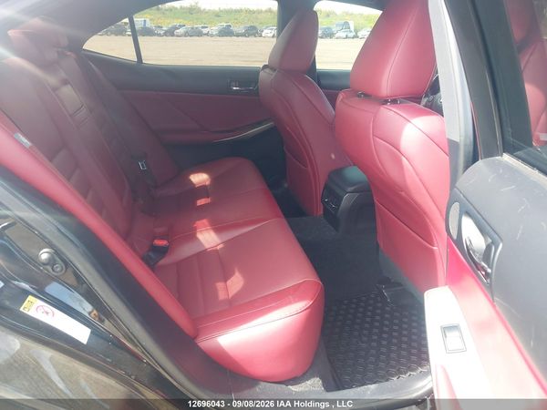 2016 LEXUS IS 350 — I8