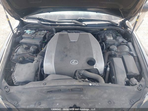2016 LEXUS IS 350 — I10
