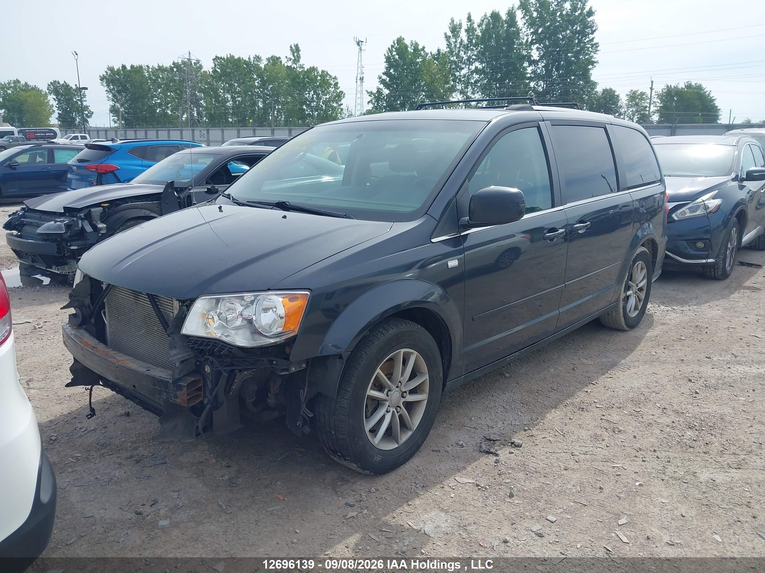 2014 DODGE GRAND CARAVAN SE/SXT — I2