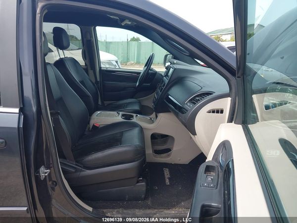 2014 DODGE GRAND CARAVAN SE/SXT — I5