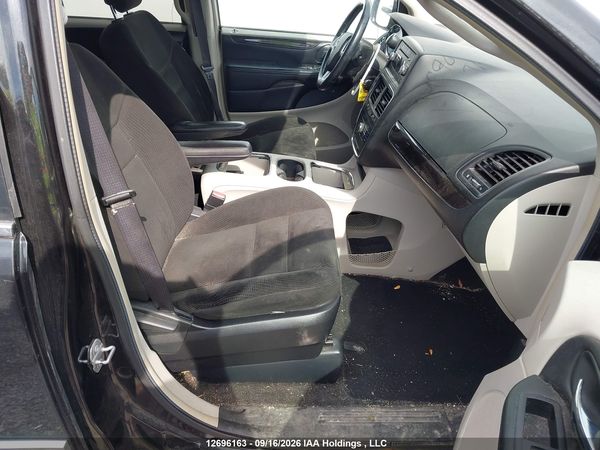 2016 DODGE GRAND CARAVAN CREW — I5